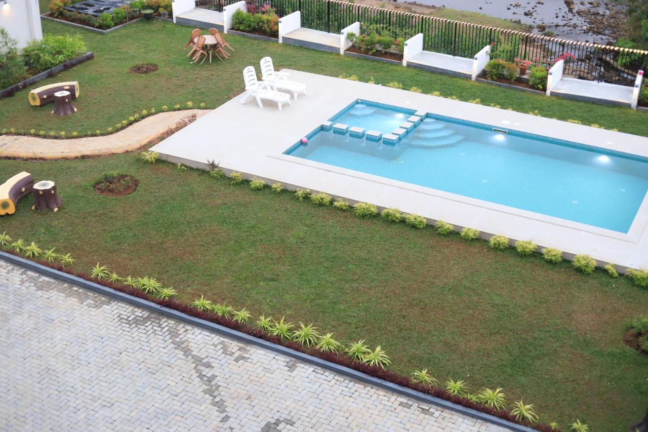 Seeheim Resorts Athirappilly Exterior foto